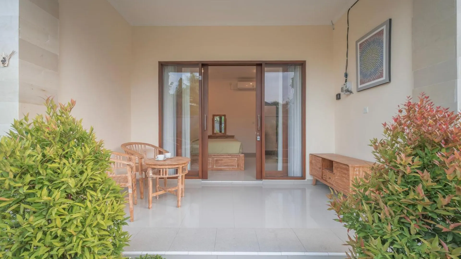Apartment Titeng Guest House - Comfortable Studio In Amazing Location Near Potato Head And The Beach Seminyak