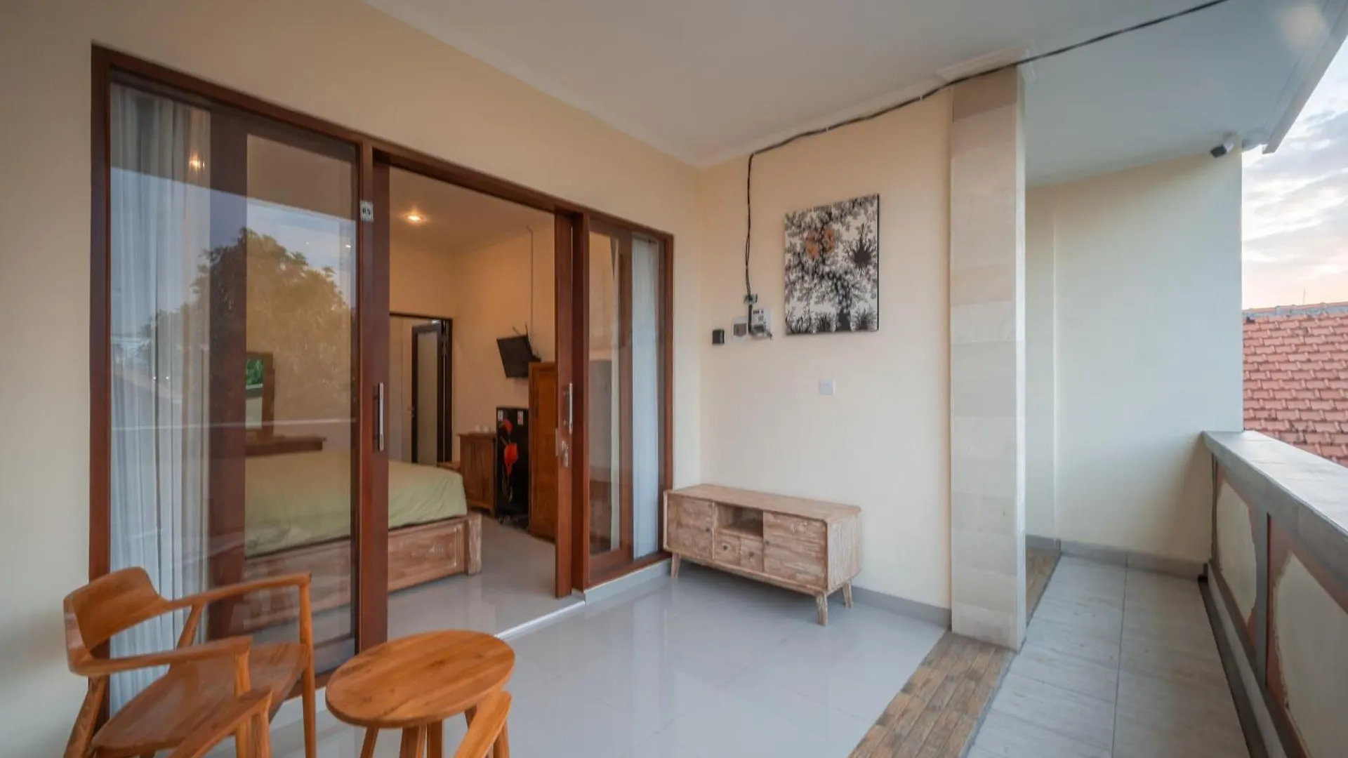 Apartmán Titeng Guest House - Comfortable Studio In Amazing Location Near Potato Head And The Beach Seminyak